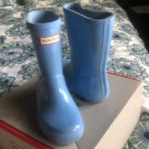 Kids hunter boots sparkle periwinkle in color